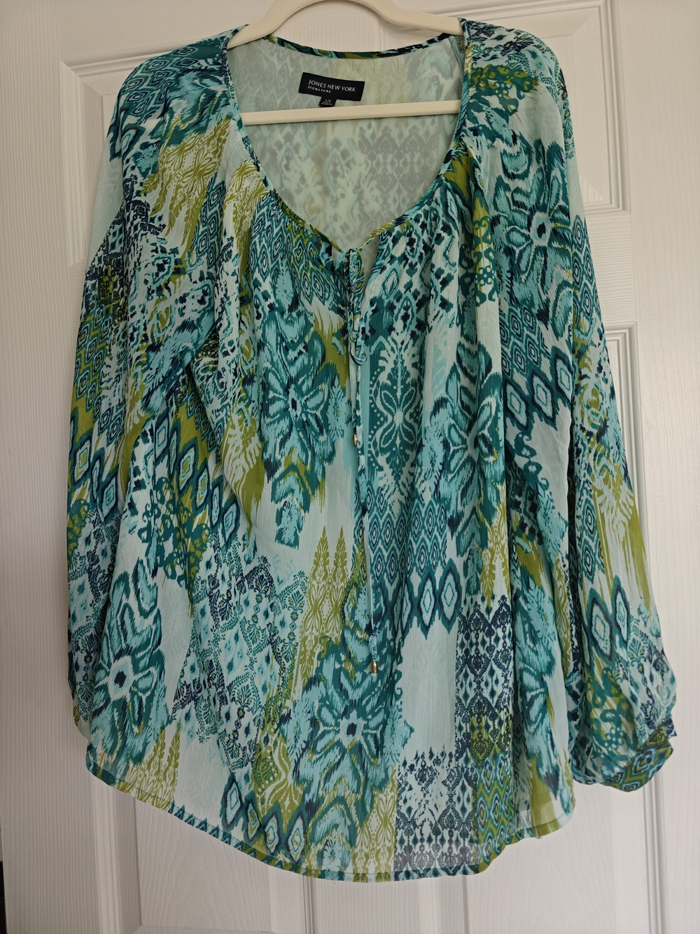 Jones New York Aqua, Teal & Lime Printed Long Sleeve Blouse